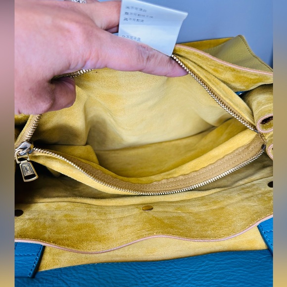 94 Saint Laurent's YSL Muse Multicolor Leather Handbag - Picture 15 of 16